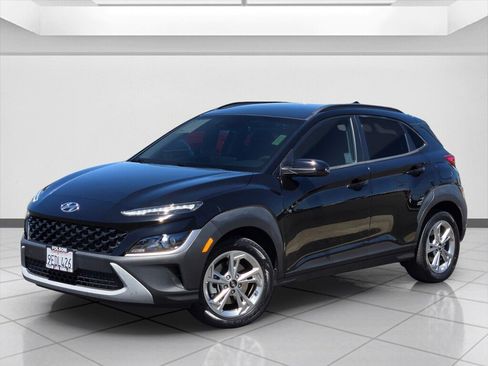 Used 2023 Hyundai Kona SEL w/ Cargo Package AWD/4WD image 8