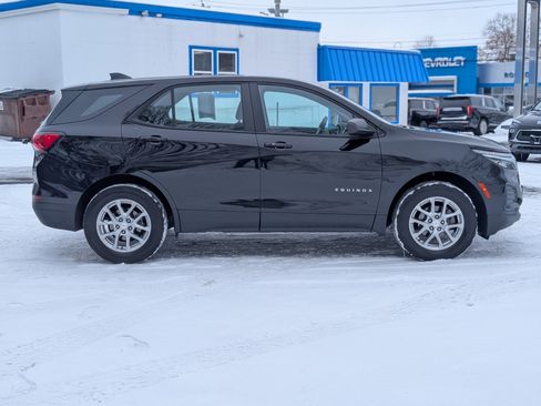 Used 2023 Chevrolet Equinox LS image 7