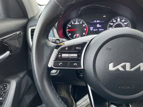 Certified 2023 Kia Seltos S w/ Navigation Package image 20