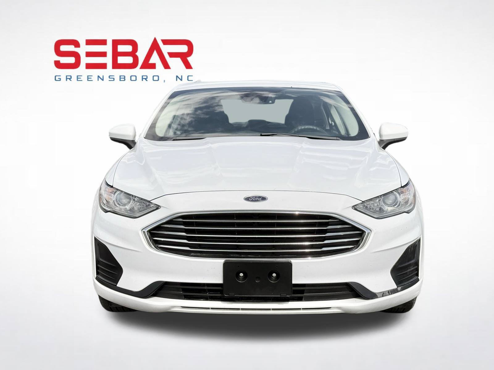 Used 2019 Ford Fusion SE FWD image 2