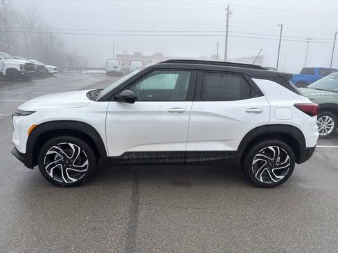 New 2026 Chevrolet TrailBlazer RS w/ Driver Confidence Package image 2