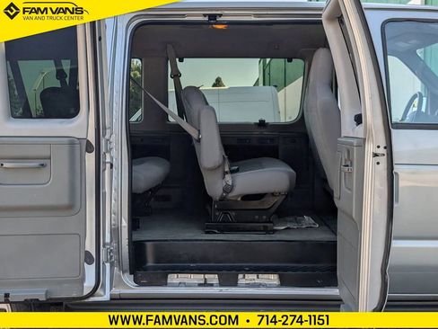 Used 2013 Ford E-350 and Econoline 350 XLT RWD image 9