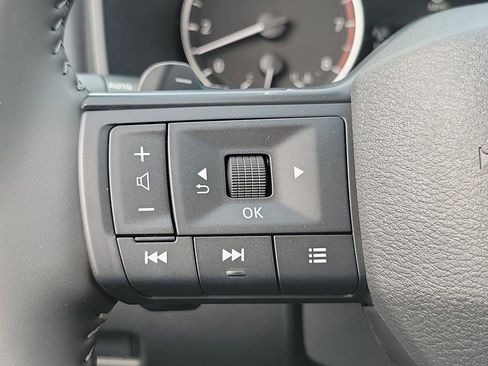 New 2026 Nissan Rogue SV image 5