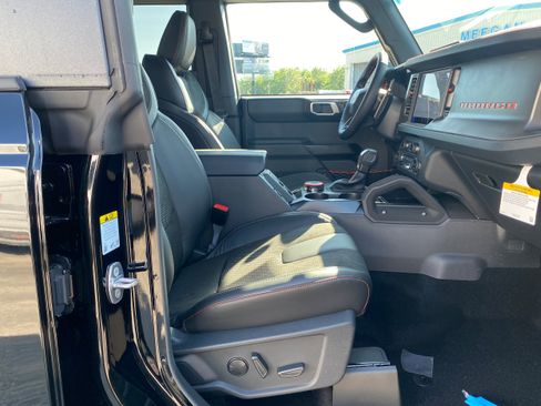 New 2026 Ford Bronco Raptor AWD/4WD image 33
