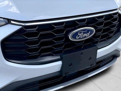 Used 2025 Ford Escape ST-Line FWD image 33