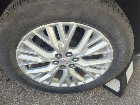 New 2026 GMC Acadia Elevation w/ Super Cruise Package image 8