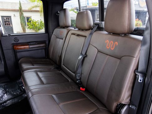 Used 2016 Ford F350 King Ranch w/ FX4 Off-Road Package AWD/4WD image 30