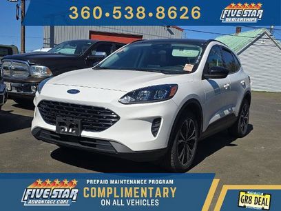 Certified 2022 Ford Escape SE w/ SE Sport Appearance Package