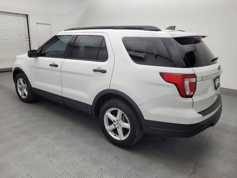 Used 2018 Ford Explorer FWD image 3