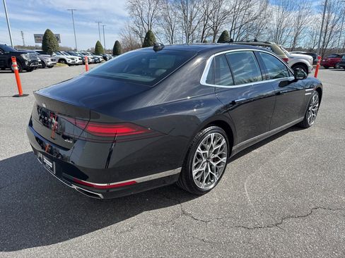 Used 2025 Genesis G90 3.5T image 7