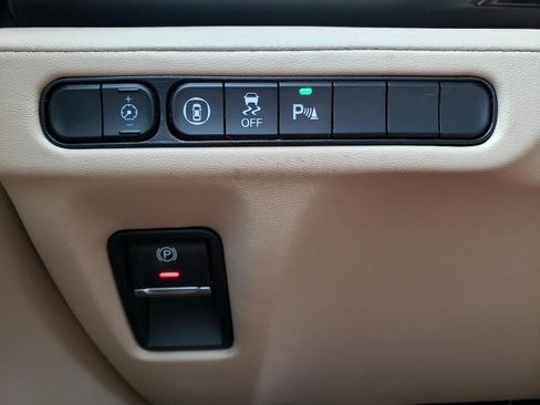 Used 2023 Acura MDX SH-AWD w/ Technology Package image 23
