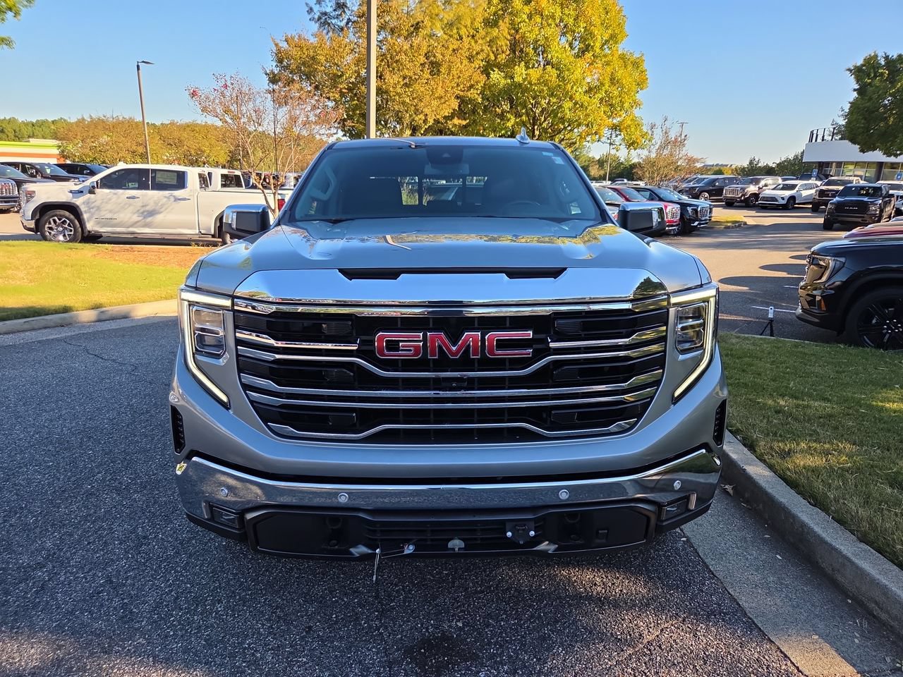Used 2024 GMC Sierra 1500 SLT w/ SLT Premium Plus Package AWD/4WD image 3
