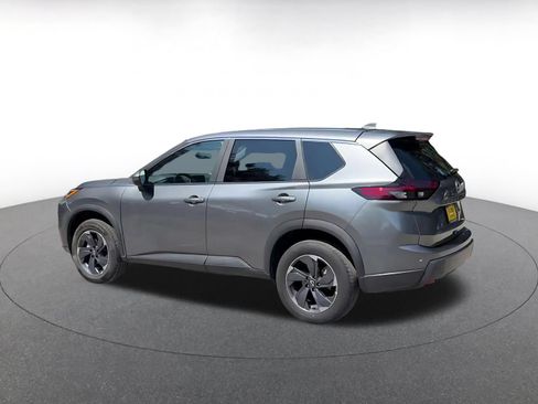Used 2025 Nissan Rogue SV FWD image 10