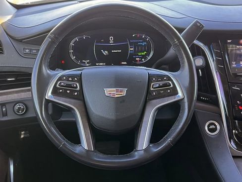 Used 2018 Cadillac Escalade ESV Premium Luxury image 12