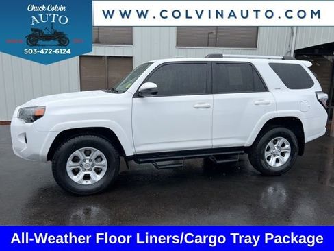 Used 2020 Toyota 4Runner SR5 AWD/4WD image 1