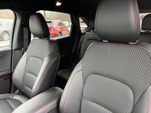 New 2026 Ford Escape ST-Line w/ Tech Pack #1 image 31