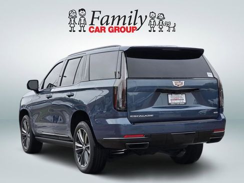 Used 2026 Cadillac Escalade Sport image 3