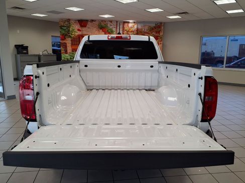 Used 2022 Chevrolet Colorado W/T w/ WT Convenience Package RWD image 15