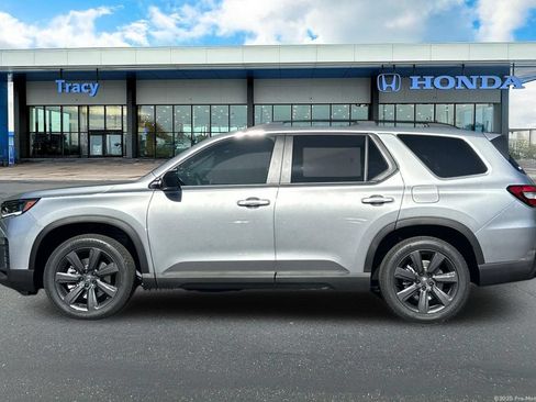 New 2026 Honda Pilot Sport image 12