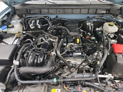 Used 2022 Ford Bronco Big Bend image 25