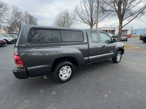Used 2013 Toyota Tacoma 2WD Access Cab image 15