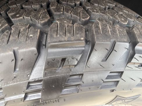 Used 2025 Ford Expedition Tremor image 8