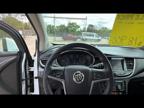 Used 2022 Buick Encore Preferred w/ Safety Package AWD/4WD image 11