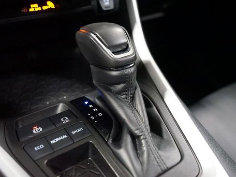 Certified 2023 Toyota RAV4 XLE Premium image 21