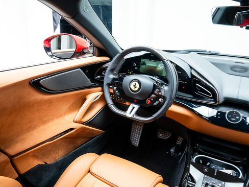 Used 2026 Ferrari Purosangue AWD/4WD image 11