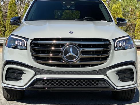 Used 2024 Mercedes-Benz GLS 450 450 w/ AMG Line Exterior image 19