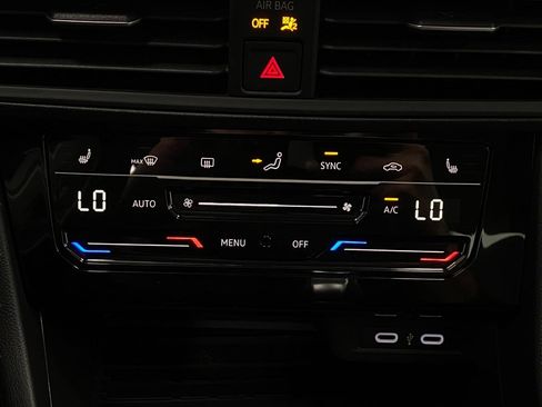 New 2026 Volkswagen Jetta SE image 22