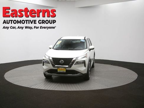 Used 2022 Nissan Rogue SV AWD/4WD image 49
