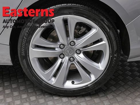 Used 2023 Acura TLX w/ Technology Package FWD image 8