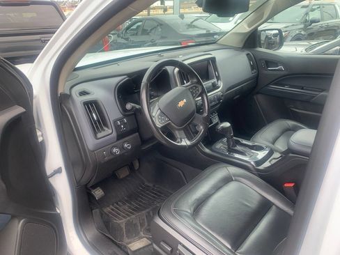 Used 2019 Chevrolet Colorado Z71 AWD/4WD image 12