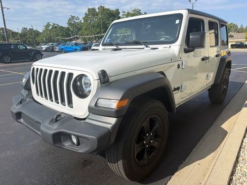 Used 2023 Jeep Wrangler Unlimited Sport AWD/4WD image 14