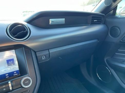 Used 2022 Ford Mustang GT Premium w/ Equipment Group 401A RWD image 17