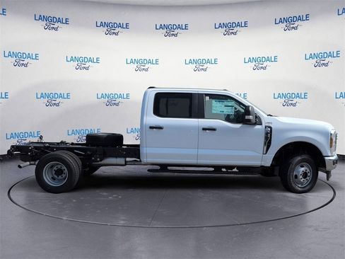 New 2026 Ford F350 XL w/ XL Chrome Package image 3