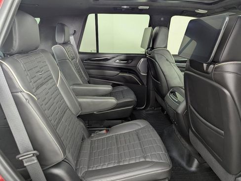 Used 2024 Cadillac Escalade V image 27