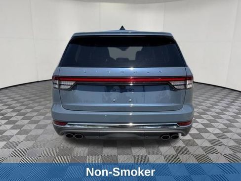 Used 2026 Lincoln Aviator Reserve AWD/4WD image 4