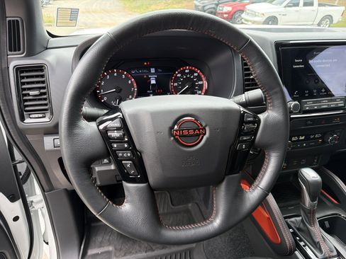 Used 2023 Nissan Frontier PRO-4X w/ Pro-4X Premium Package AWD/4WD image 23