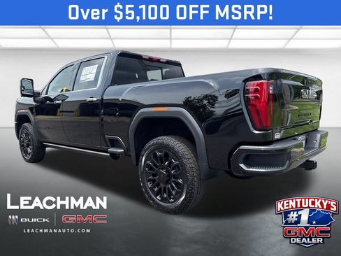 New 2026 GMC Sierra 2500 Denali Ultimate w/ LPO, Black Badging Package AWD/4WD image 6