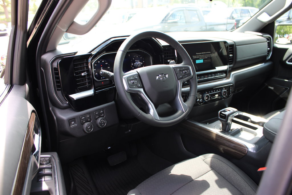 New 2026 Chevrolet Silverado 1500 RST w/ Safety Package AWD/4WD image 17