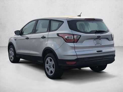Used 2017 Ford Escape S image 7