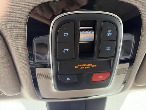 Used 2023 Hyundai Santa Fe Limited AWD/4WD image 33