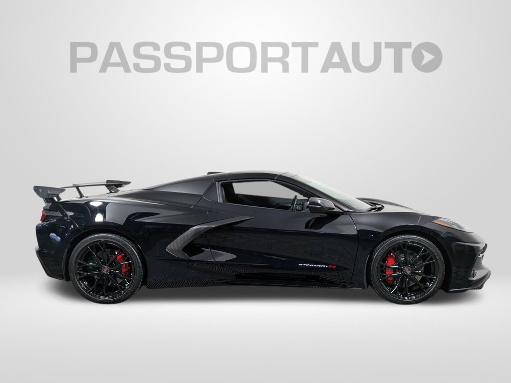 Used 2024 Chevrolet Corvette Stingray Preferred Conv w/ Z51 Performance Package RWD image 12
