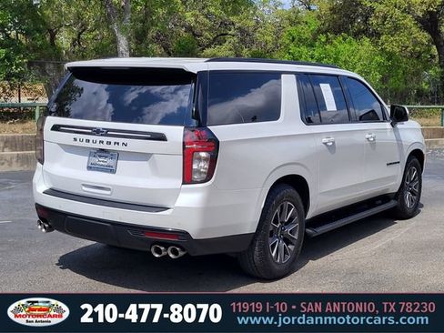 Used 2024 Chevrolet Suburban Z71 w/ Off-Road Capability Package image 5