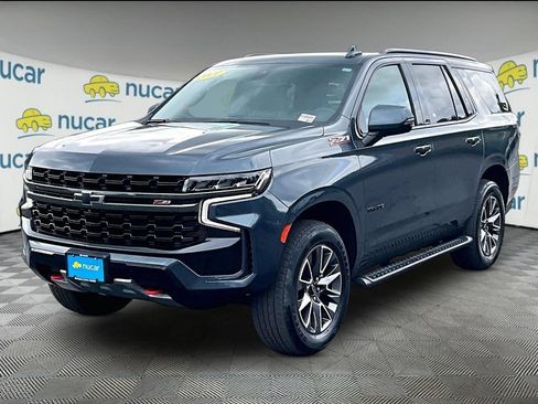 Used 2021 Chevrolet Tahoe Z71 w/ Z71 Signature Package AWD/4WD image 3