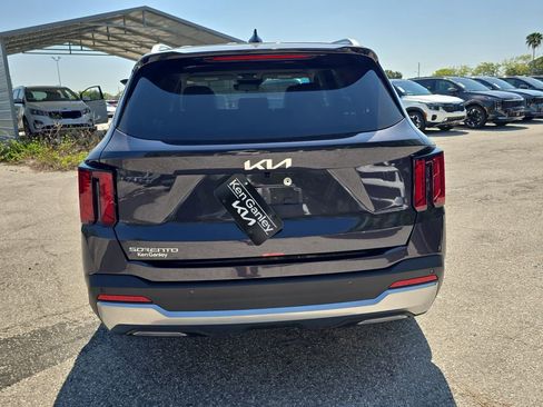 New 2026 Kia Sorento S FWD image 7
