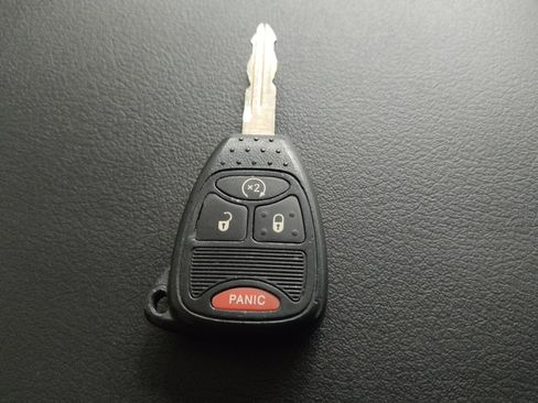 Used 2017 Jeep Patriot High Altitude FWD image 32