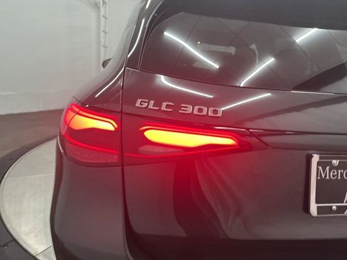 Used 2026 Mercedes-Benz GLC 300 image 28